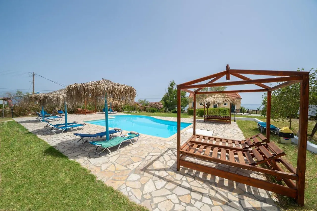 Xi Beach XI Village 3*, Xi Beach יוון